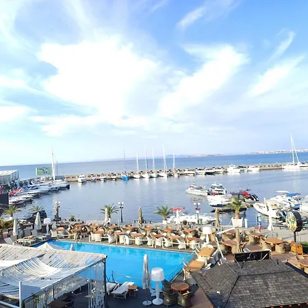 Guest Rusalka Апартамент Свети Влас