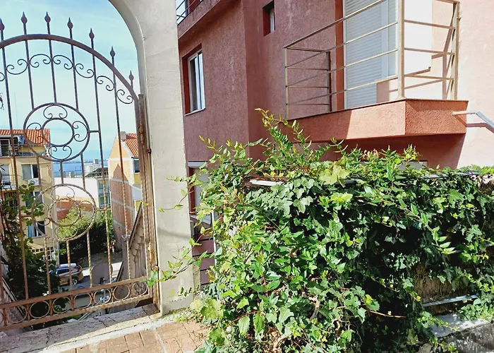 Guest Rusalka Apartamento Sveti Vlas